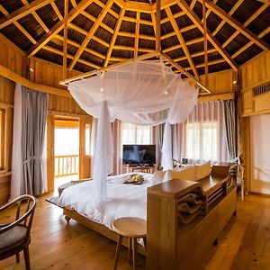 Le Champ Tú Lệ Resort